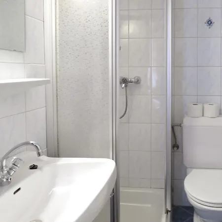 Neuner-1 By Interhome * Hippach