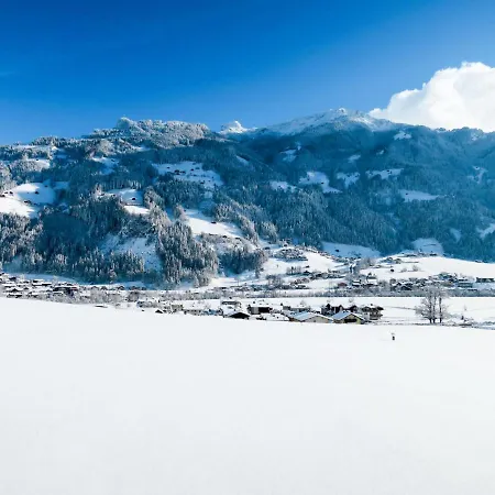 Daire Neuner-1 By Interhome Hippach